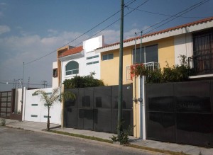 edilberto Avisos gratis en Mexico lindo en Puebla |  CASA RESIDENCIAL EN COLONIA GOBERNADORES PUEBLA MEXICO, PUEBLA