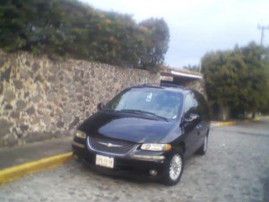 Victor Avisos gratis en Mexico lindo en Cuernavaca |  Town and Country Limited modelo 1999 , Nacional; 59 mil pesos