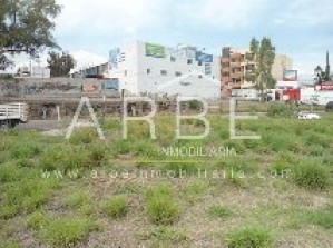 Manuel Gallegos Avisos gratis en Mexico lindo en Morelia |  En venta  casa en fraccionamiento privado, Casa muy amplia cerca de zona comercial