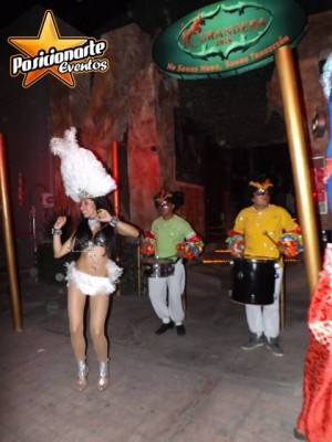 Iv&aacute;n Maldonad Avisos gratis en Mexico lindo en Puebla |  Batucada show para tu graduaci&oacute;n, evento, cena, Batucada, batucada show, batucada barile&ntilde;a, samba,
