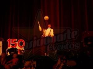Iv&aacute;n Maldonad Avisos gratis en Mexico lindo en Puebla |  Show de malabares, malabaristas para graduaciones, graduaci&oacute;n , Malabares, graduaciones, fiestas, eventos