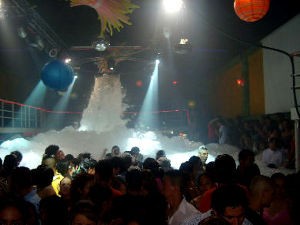 Iv&aacute;n Maldonad Avisos gratis en Mexico lindo en Puebla |  Fiesta de espuma: fiestas patrias - 15 de septiembre, Fiesta de espuma