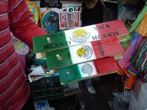 Fashion Publicity Avisos gratis en Mexico lindo en Puebla |  Juguetes patrios tricolor para eventos fiestas restaurantes, Fiestas patrias