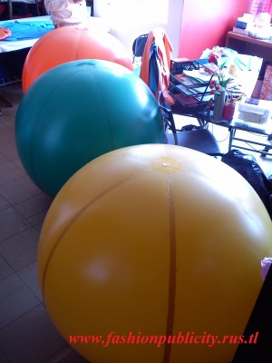 Fashion Publicity Avisos gratis en Mexico lindo en Chihuahua |  Globos tipo pelota con iluminaci&oacute;n varios colores y con logo, Pelotas gigantes
