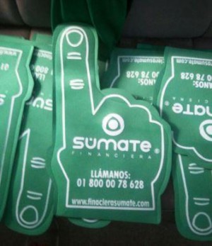 ARMANDO CEDEÑO Avisos gratis en Mexico lindo en Playa del Carmen |  Manos gigantes publicitarias de fomi en cancun, Manos de fomi