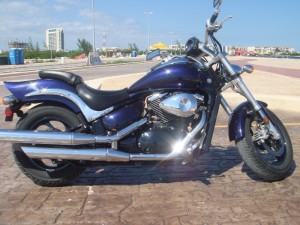 Emilio Avisos gratis en Mexico lindo en Canc&uacute;n |  SUZUKI BOULEVARD M50 2007 , Placa y Tenencia 2009